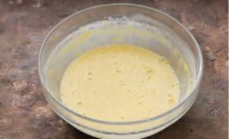 Trộn kỹ các thành phần.