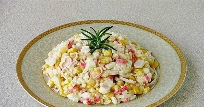 Salad với cơm
