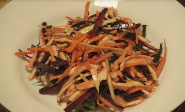 Bàn chải salad