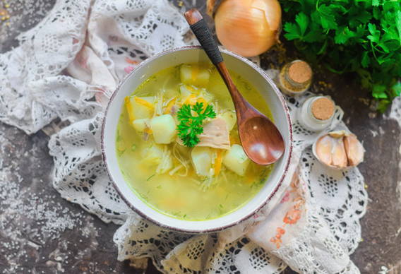 หลักสูตรแรก - 10 สูตรอาหารที่เรียบง่ายและอร่อย