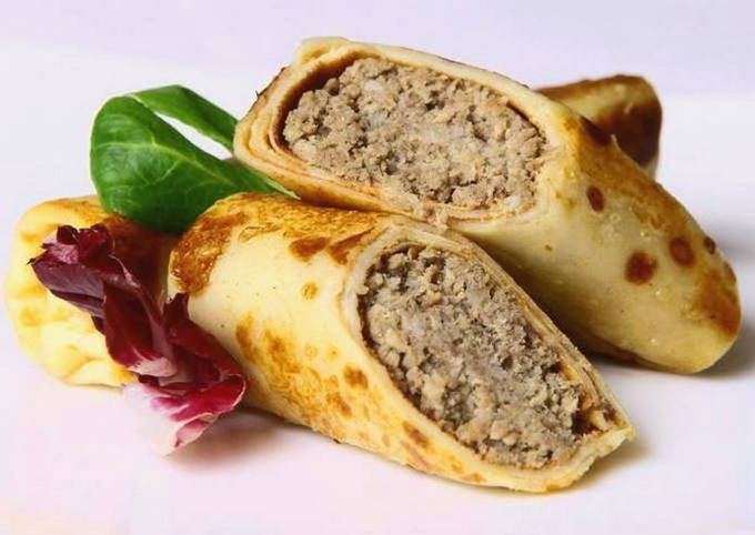 Pannkakor med köttfärs