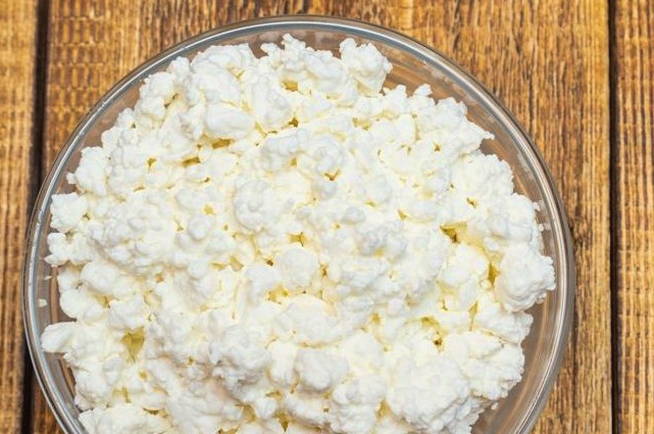 Curd ng gatas ng kambing