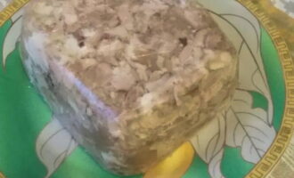 Lấy thịt đông lạnh ra khỏi màng và sử dụng nó đúng mục đích.