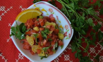 Nước sốt Salsa theo công thức cổ điển đã sẵn sàng. Bạn có thể phục vụ nó để bàn!