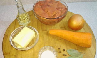 Hãy chuẩn bị các thành phần cần thiết từ danh sách.
