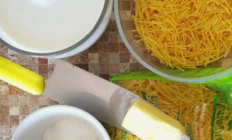 Preparem els ingredients necessaris segons la llista.