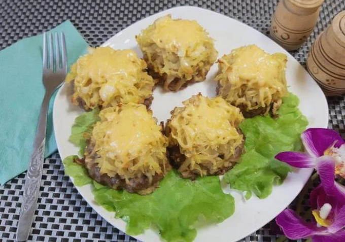Piles de carn picada al forn