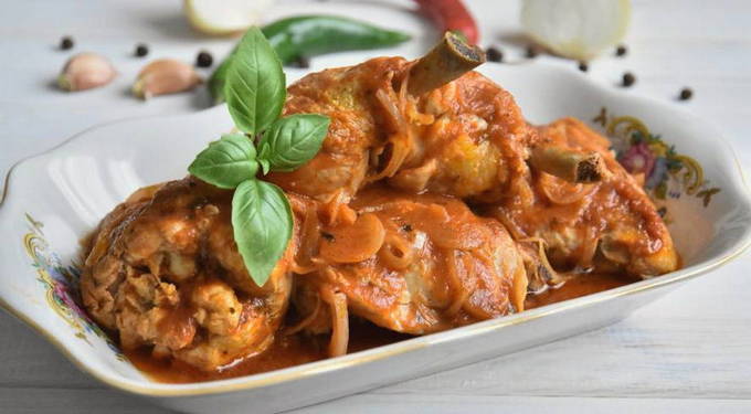 Plats de pollastre per al plat principal: 10 receptes delicioses