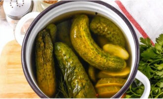 Nadat de tijd is verstreken, is het voorgerecht helemaal klaar om geserveerd te worden. Nadat de tijd is verstreken, is het voorgerecht helemaal klaar om geserveerd te worden.