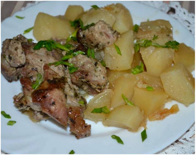 Patates amb carn al forn