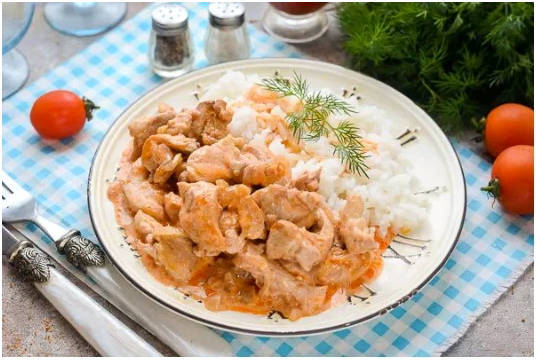 Kycklingbiff stroganoff