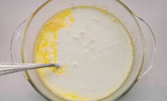 เท kefir ตามจำนวนที่กำหนด เท kefir ตามจำนวนที่กำหนด