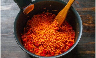 Thêm đậu lăng đỏ ở đây.