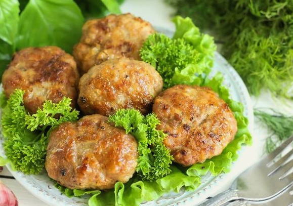 Thịt băm cổ điển