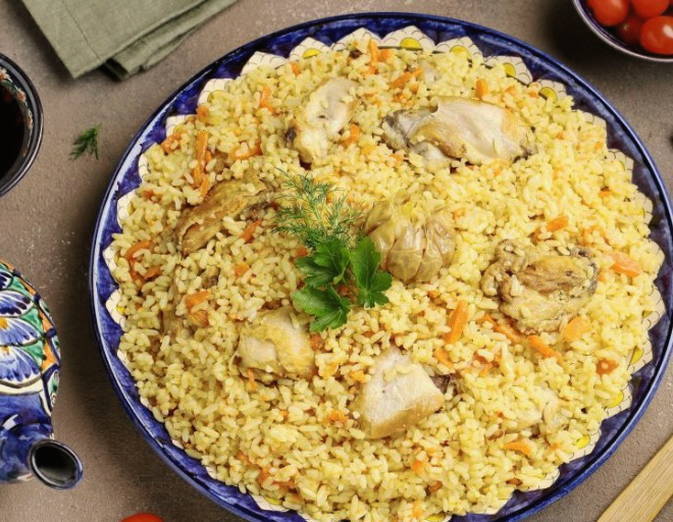 พิลาฟกับไก่