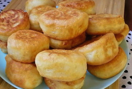 Bánh kếp tươi ngon với kefir