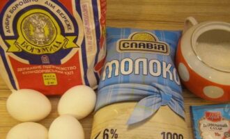 Hoe maak je een klassieke vla voor honingcake met melk? Laten we de benodigde ingrediënten afmeten om de meest delicate crème te bereiden.