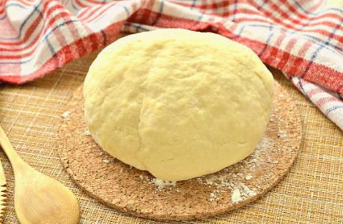 Choux bánh manti trong nước sôi
